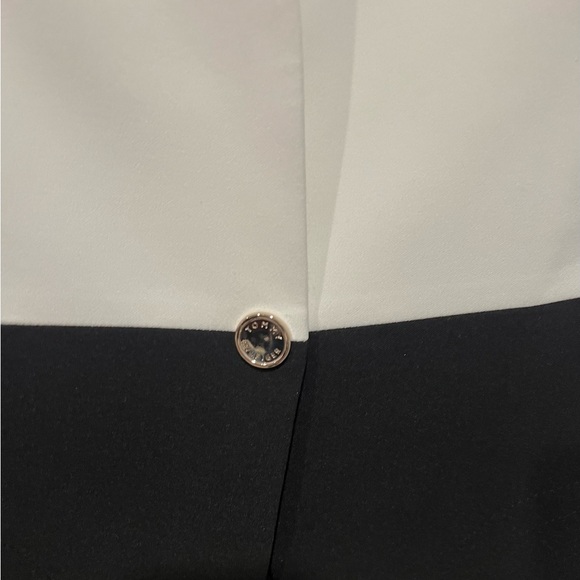 Two tone Tommy Hilfiger blazer, size 8. NWOT. - Picture 2 of 3